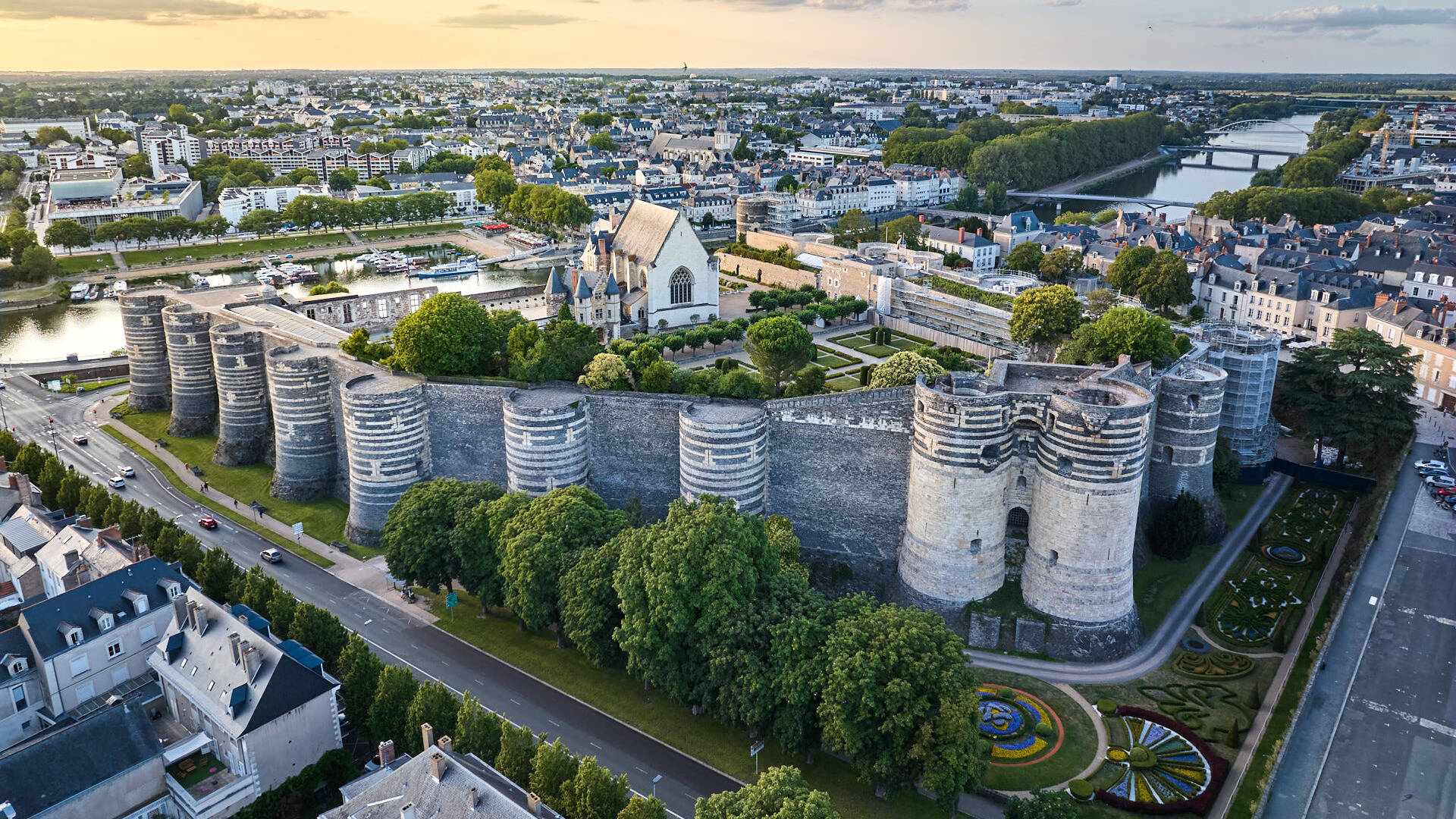 You are currently viewing Find Weed In Angers